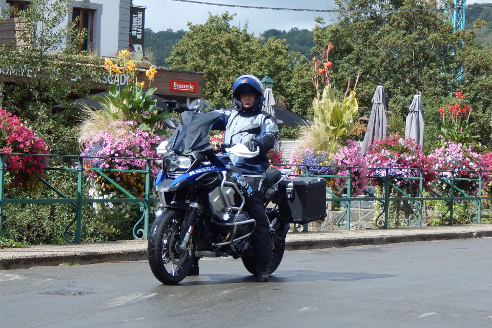 Motorrijbewijspoint Amersfoort examengarantie AVB en AVD